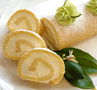 Vanilla Scented Biscuit Roulade Cake Recipe