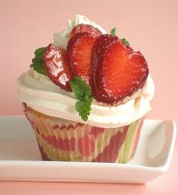 I Heart Strawberries Cupcakes Recipe Tutorial