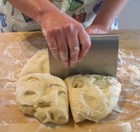 Fluffy, Buttery Cinnamon Rolls or Buns Recipe