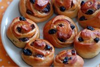 Pain Aux Raisins and Cream Cheese Snails Recipe