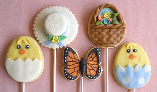 Cake Pops: How to Make Cake Pops and Attach Sticks