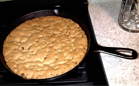 Nestle Chocolate Chip Cookie Skillet Baking Kit